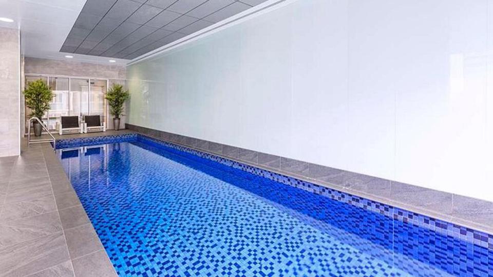 Penthouse View Apartment Luxury Cbd Penthouse Sleeps 6 Balcony Spa Access アデレード エクステリア 写真