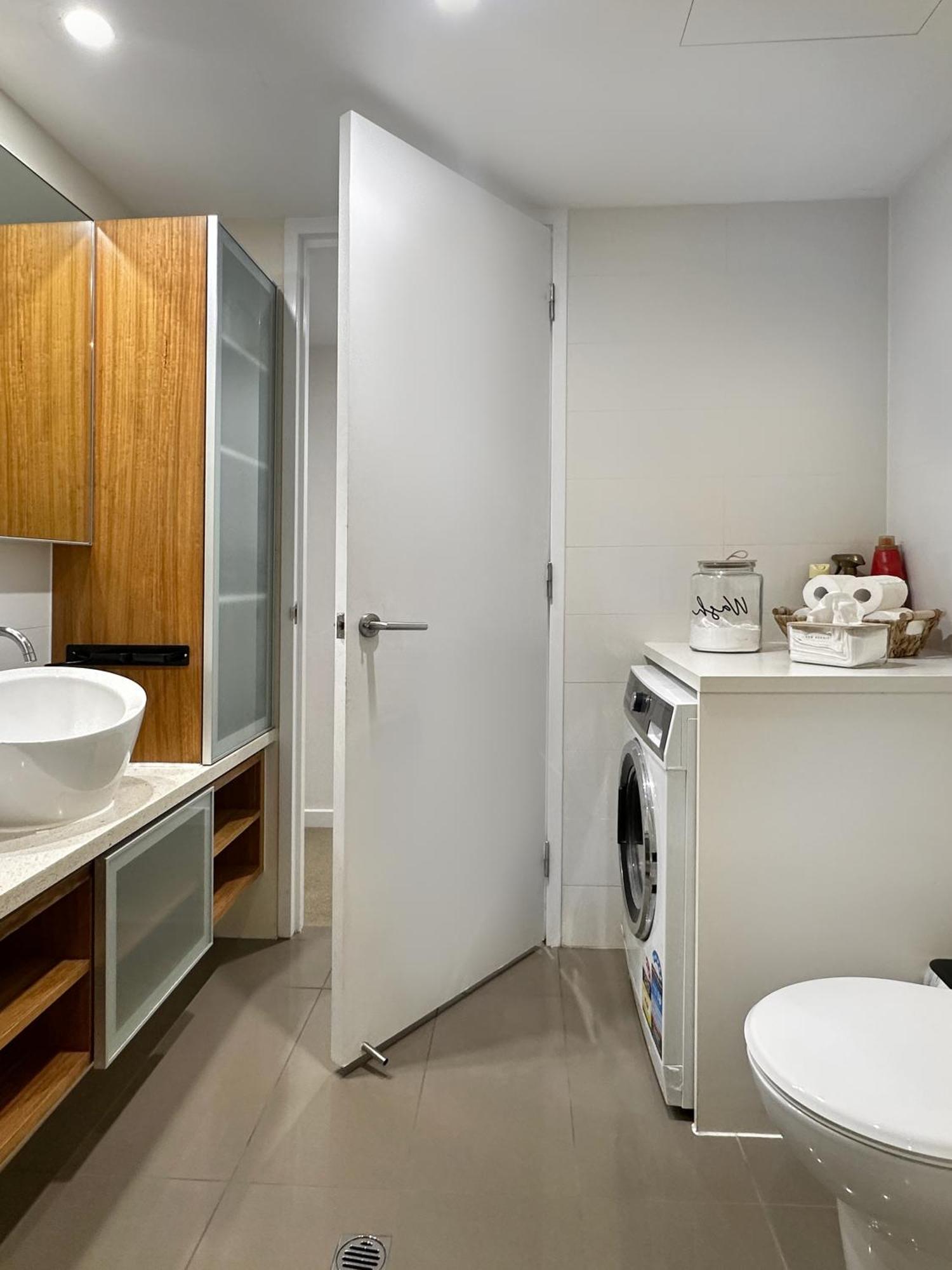 Penthouse View Apartment Luxury Cbd Penthouse Sleeps 6 Balcony Spa Access アデレード エクステリア 写真